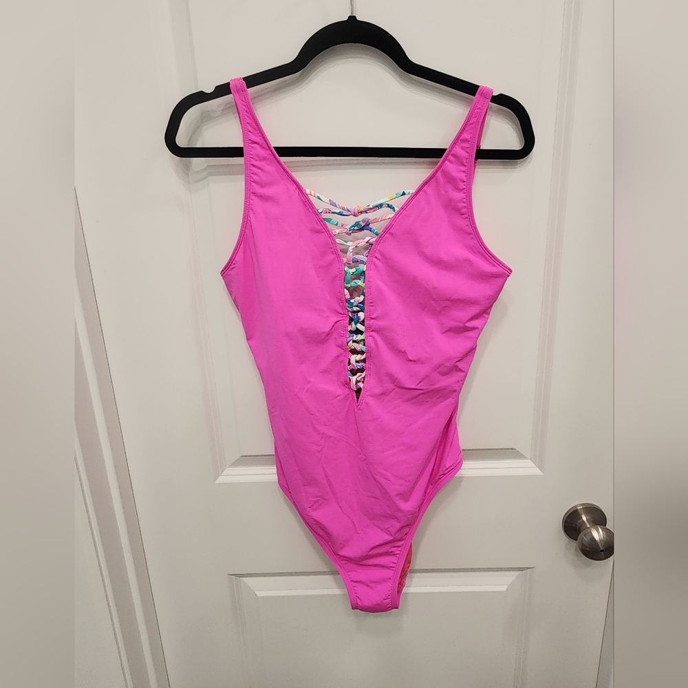 EUC. Pink Starburst lattice one piece size 10